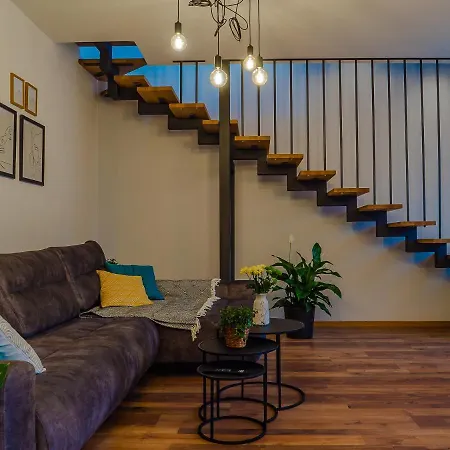 Dora & Luka Apartman *