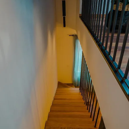 Dora & Luka شقة *