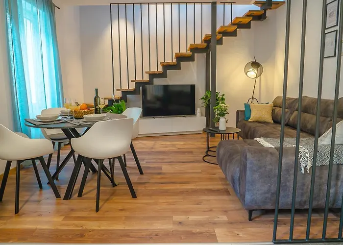 Dora & Luka غييكا