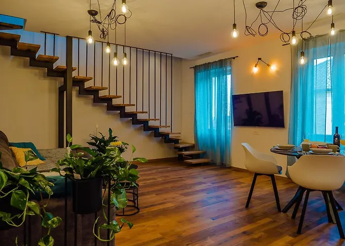 Dora & Luka شقة *